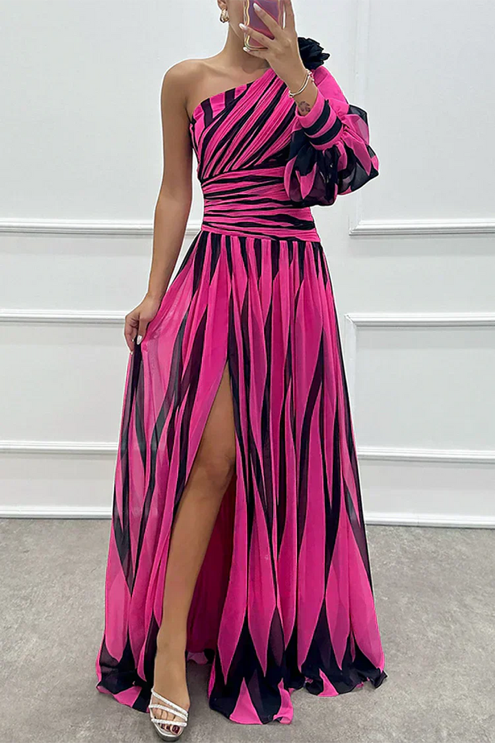 Lílí | One-Shoulder Striped Maxi Dress