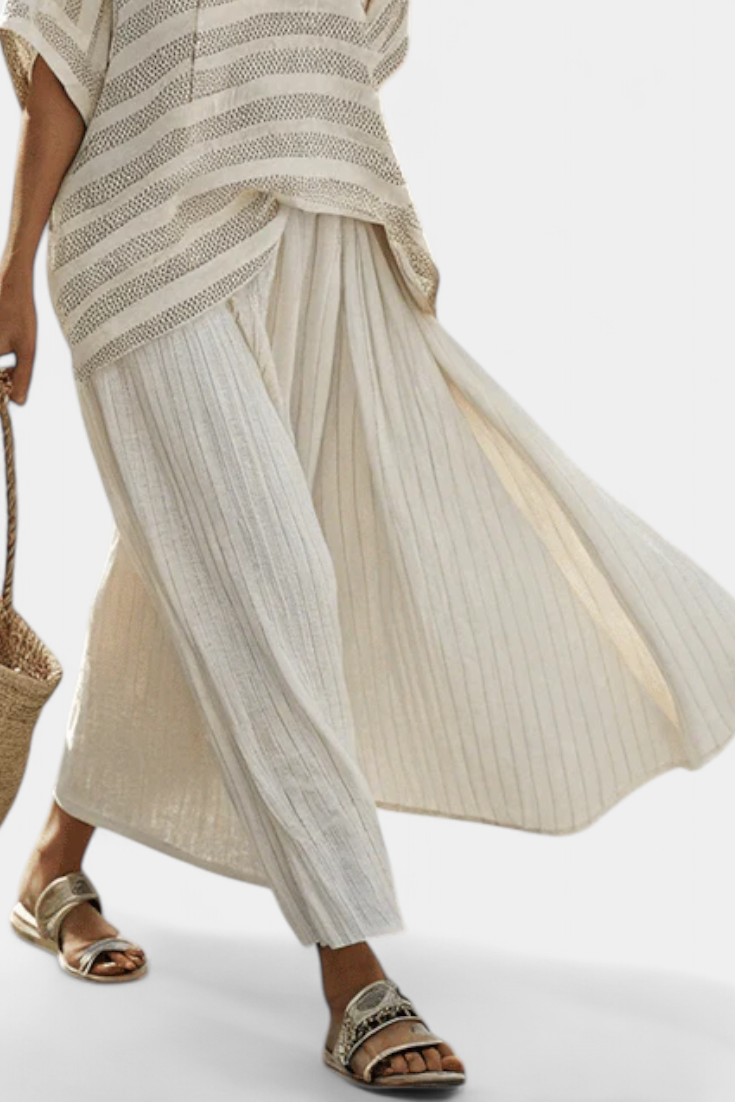 Graziella – natural bamboo striped top and fluid linen pants