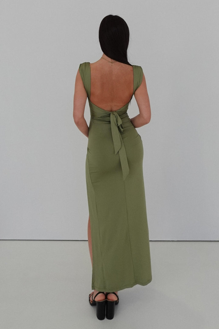Aislinn | Timeless Elegance Dress