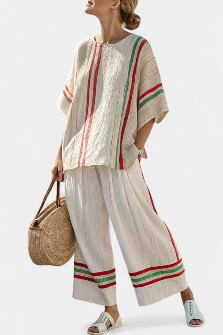 Noemi – printed boho blouse and comfortable wide pants
