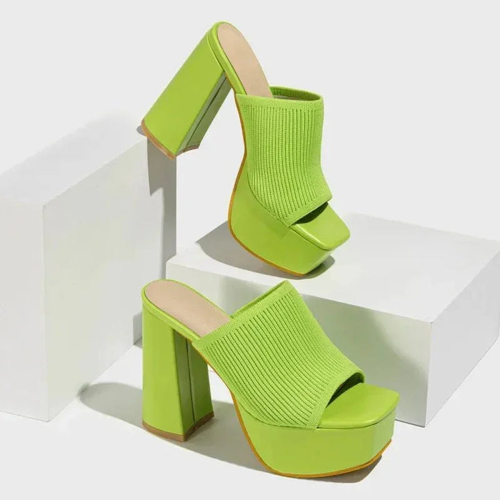 Penélope Block Heel Pumps