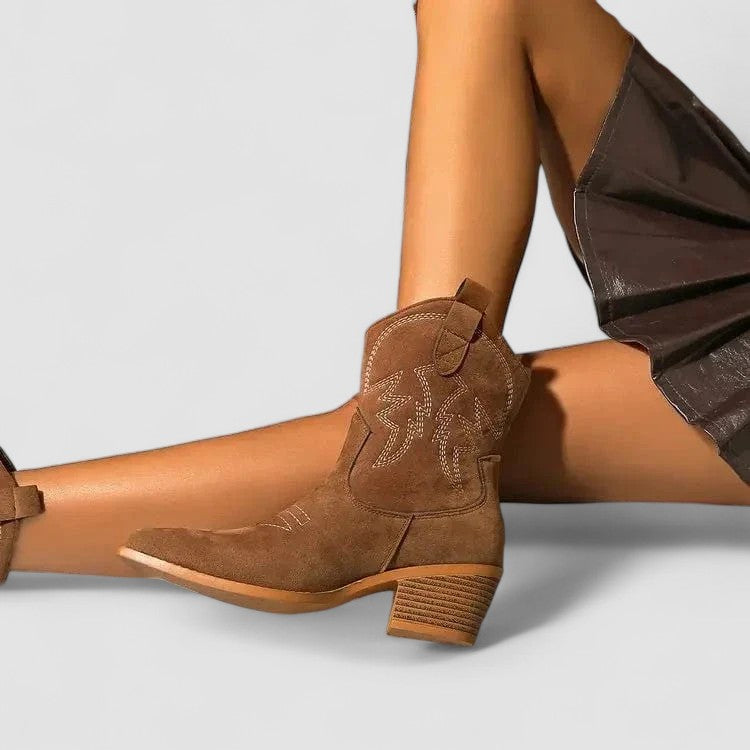Lillian – Orthopedic Western Boots