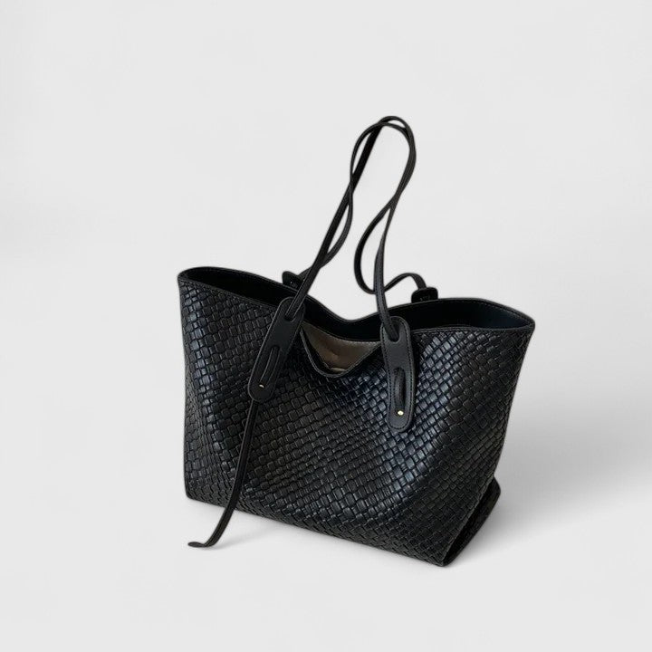 Clara | Chic Tote Bag