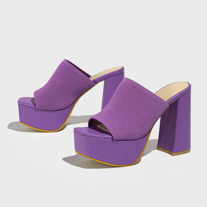 Penélope Block Heel Pumps