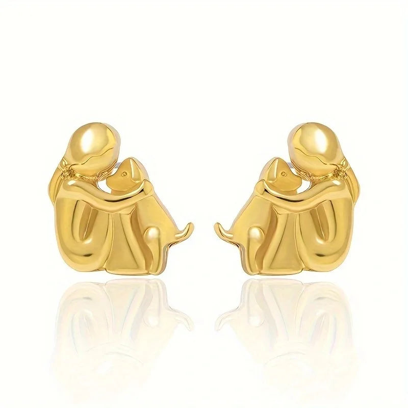Hug Earrings in Silver and Gold