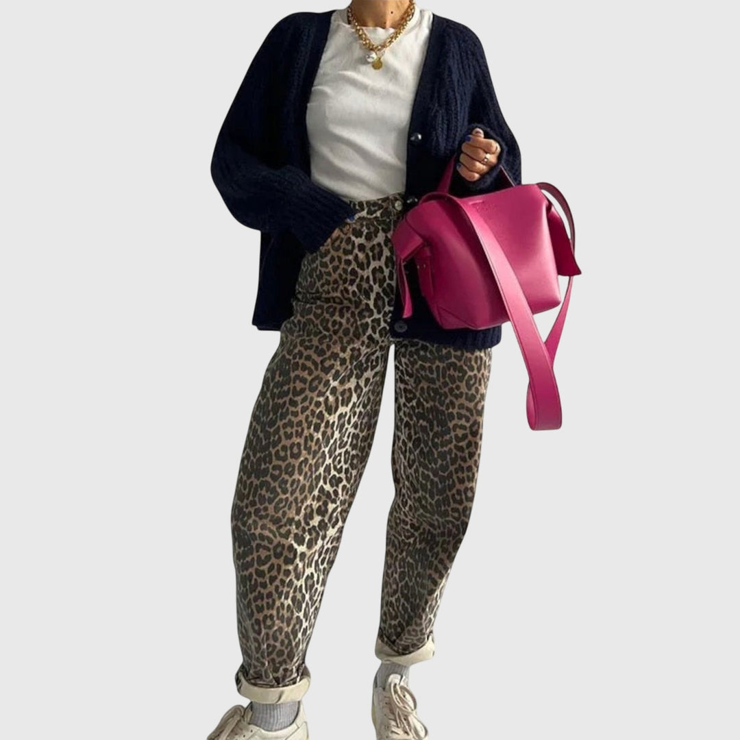 Clara | Vintage Jeans with Leopard Print