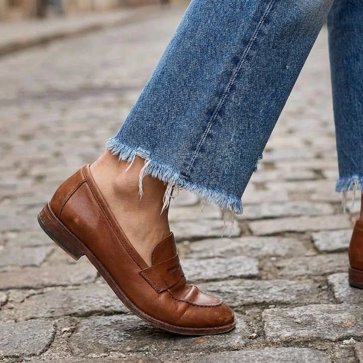Clara™ | Retro Cropped Straight Jeans